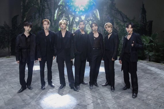 [서울=뉴시스] 방탄소년단. 2020.10.02. (사진 = 빅히트 엔터테인먼트 제공) photo@newsis.com /사진=뉴시스