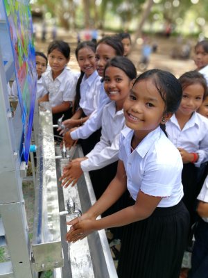 "회사 어려울때 시작한 아프리카 후원… 복으로 돌아왔죠" [비전을 밝히는 사람들]