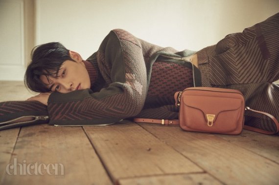 [서울=뉴시스] 중국 패션지 '시크(CHIC)' 커버 모델로 나선 그룹 '아스트로' 멤버 겸 배우 차은우 (사진 = 시크) 2020.10.07. photo@newsis.com