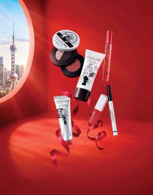 암웨이의 '아티스트리 스튜디오 상하이 에디션'