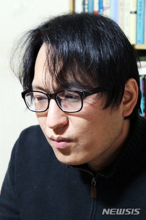 극단선택 암시 후 사라진 박진성 시인, 치안센터 찾아와..