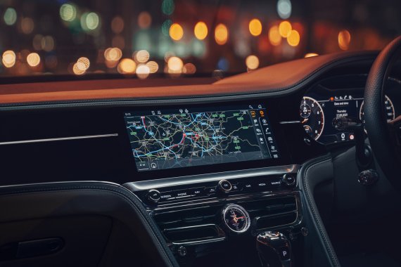 판매가 3억2천만원 신형 벤틀리...국내서 이미 180대 사전계약