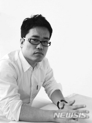 [창원=뉴시스] 2020년 한국건축가협회상을 수상한 창원대학교 출신 김현수 이소우건축 대표.(사진=창원대학교 제공)