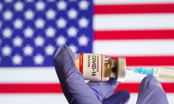 미국 정부가 화이자의 코로나19 백신 긴급사용을 다음날 10일께 허가될 전망이다. /사진=로이터뉴스1