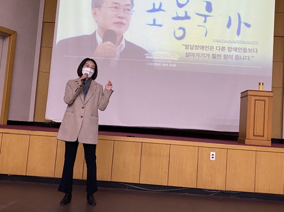 장 의원은 청년이 소리쳐야 하고 이미 많은 준비가 되어 있기 때문에 나서기만 하면 된다고 했다. 사진=김도우 기자