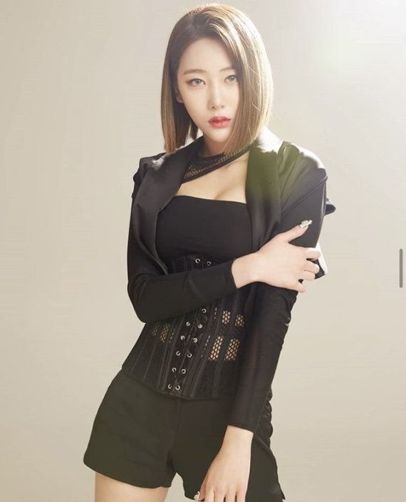 [서울=뉴시스] 블랙스완 혜미. 2020.11.09. (사진 = 소속사 제공) photo@newsis.com /사진=뉴시스
