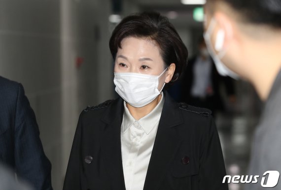 또 백지화된 김해신공항 노무현 정부 때부터 14년