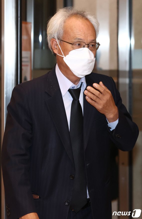 노동자 경영참여 보장… 재계 "주주권한&middot;경영권 침해" 반발 [공공기관 노동이사제 도입]