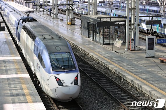 KTX 열차. 뉴스1