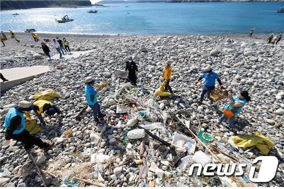 해양폐기물 자료 사진.뉴스1