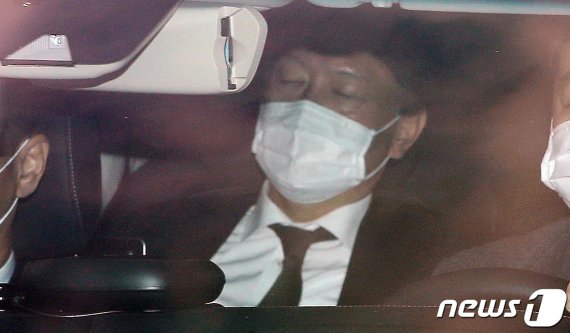 전국법관회의, '판사사찰 의혹' 부결..'윤석열 짐 덜었다'(종합)