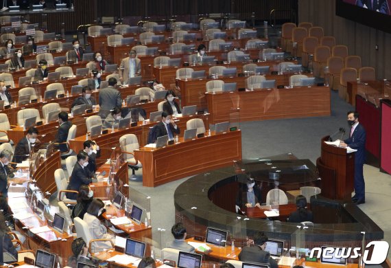 국회, 선거법 개정 이후 353일만에 다시 필리버스터 정국