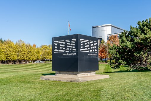 IBM이 블록체인 기술을 활용한 글로벌 와인 추적 서비스를 선보였다.