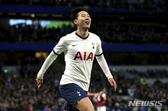 손흥민의 70m 질주 원더골, 올해의 '푸스카스상' 영예