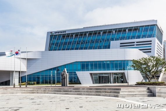 공무원연금공단, 여성 고졸 기술직 첫 임용