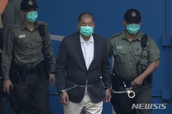 "홍콩 반중사주 지미 라이, 본토로 이송돼 재판받을수도"