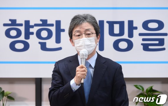 유승민 文 '백신 준비 잘하고 있다' 거짓말