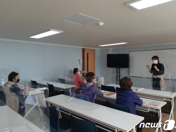 성남시, 전국 최초로 ‘성인 문해학교 입학지원금’ 지급