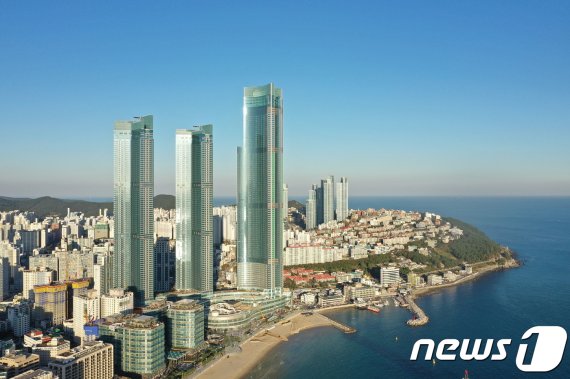 올해 서울 아파트 최고가 거래 '한남더힐'…부산은 '해운대 엘시티'