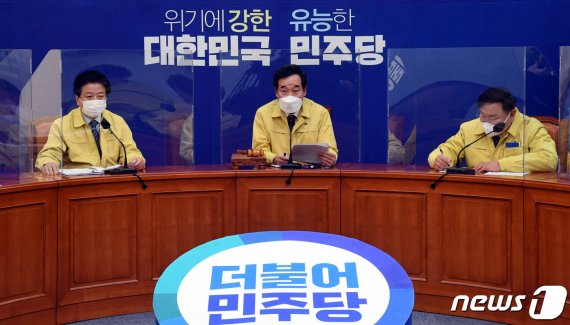 '尹 탄핵론' 지도부 선 그었지만 김두관 "권총만 쏘나"