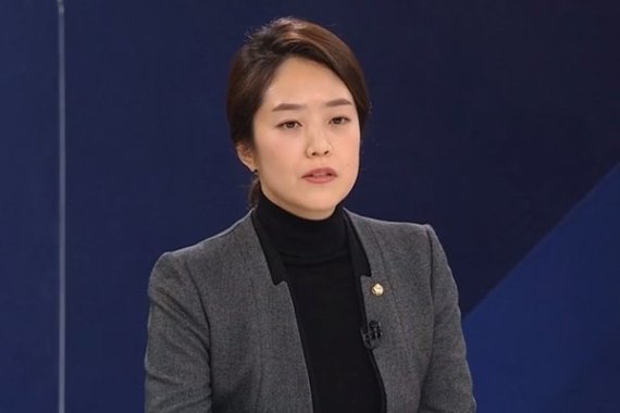 상인회장 지지발언 허위기재 고민정 캠프 관계자 '벌금형'