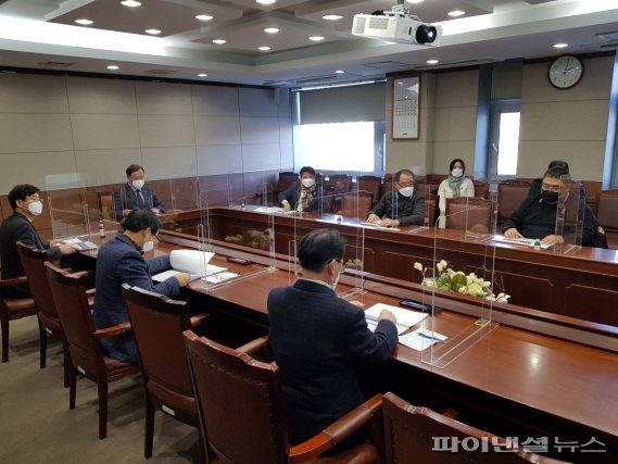 가평군 ‘잣고을시장 창업경제타운’ 활성화 연구용역 최종보고회. 사진제공=가평군