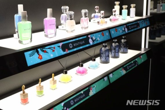 [서울=뉴시스] LG디스플레이 스마트 리테일샵 (제공=LGD)