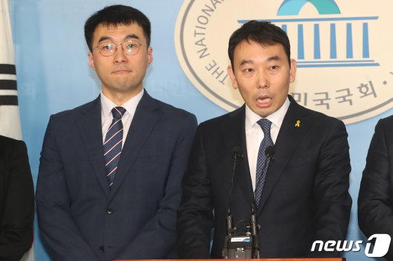 더불어민주당 소속 국회 법사위원인 김용민(오른쪽), 김남국 의원은 검찰개혁에 관한한 강경파로 알려져 있다. © News1