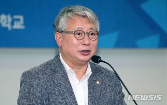 '문파'에 읍소한 조응천 "문자행동 할수록 재집권 멀어진다"