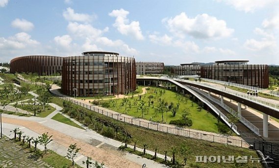 제주 유일의 전 과정 IB 국제학교인 브랭섬홀 아시아(Branksome Hall Asia) 전경