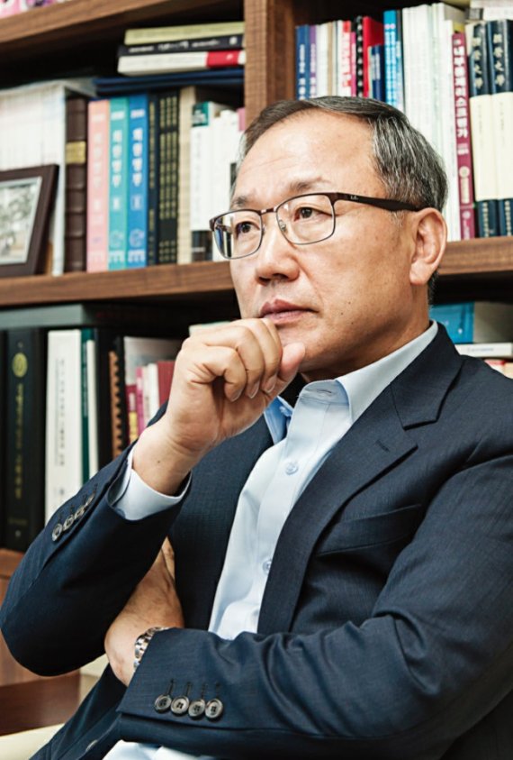 [인터뷰] '주식농부' 박영옥 스마트인컴 대표 "코스피 3000은 출발점, 코리아 프리미엄으로 갈 것"