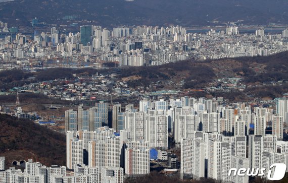 수도권 아파트 단지의 모습. 2021.1.24/뉴스1 © News1 김진환 기자 /사진=뉴스1