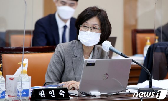 권인숙 더불어민주당 의원 2020.10.19/뉴스1 © News1 공정식 기자 /사진=뉴스1