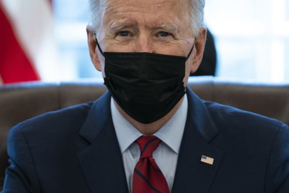마스크를 낀 조 바이든 미국 대통령. AP뉴시스