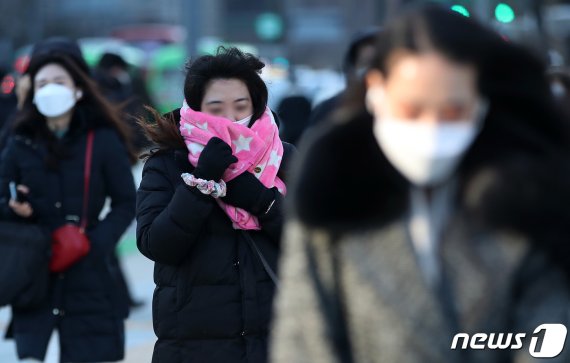 겨울 물러간줄 알았더니 아침 최저 -13도..오후부턴 '눈' 소식도