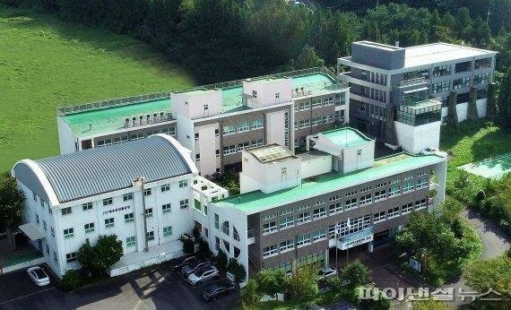 제주테크노파크 바이오융합센터 전경. 제주에서는 바이오 소재 데이터와 용암해수, 건강정보 등을 AI와 결합하는 연구·산업화 논의가 확대되면서 개인정보와 연구데이터 보안 관리의 중요성도 커지고 있다. 사진=파이낸셜뉴스