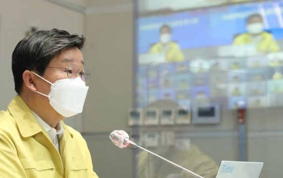 전해철 "단기간 국민 70% 다종 백신 접종 어려운 일…준비 철저"