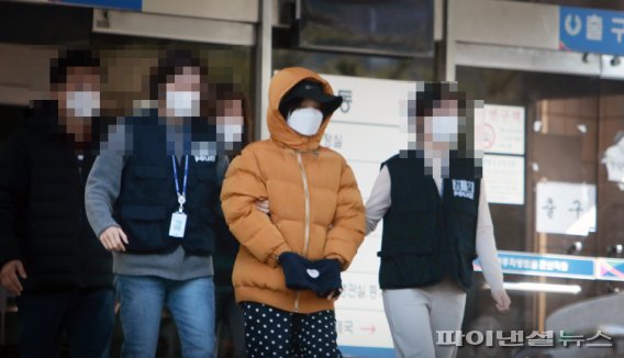 얼굴 멍든채 숨진 생후 14일 아기…부모 “살인죄 적용” 검토