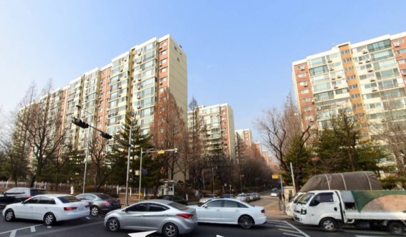 강남구 압구정동 재건축 아파트 전경. 뉴스1