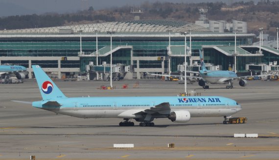 인천 영종도 인천국제공항 주기장의 대한항공 보잉 777 여객기. /사진=뉴스1