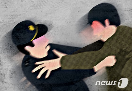 '경비원 몽둥이 폭행' 아파트 입주민 "혐의 모두 인정"