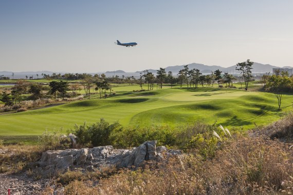 [인천공항=뉴시스] 인천 영종도에 위치한 스카이72 골프 엔 리조트 전경 모습. 2020.09.29. photo@newsis.com