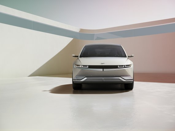 현대자동차 전용 전기차 브랜드 아이오닉의 첫 모델인 '아이오닉 5'(IONIQ 5) 2021.2.23/뉴스1
