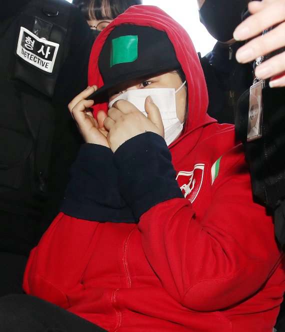8살 딸 살해 혐의를 받고 있는 40대 여성/뉴스1 © News1 김진환 기자