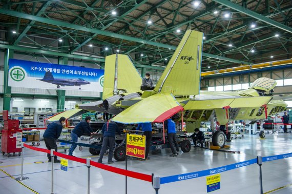 韓 전투기 독립 선언 임박…KF-X 시제기 출고 초읽기 - 파이낸셜뉴스