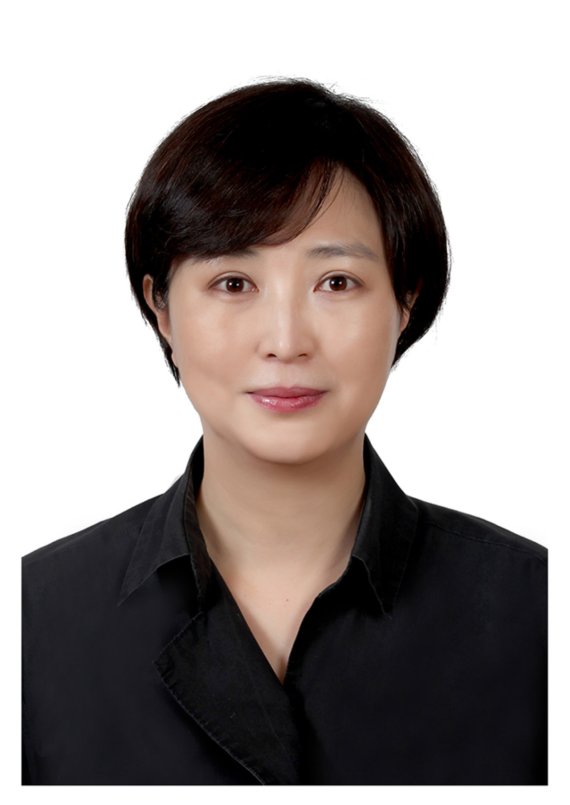 [서울=뉴시스] 문재인 대통령은 2일 디지털소통센터장에 고주희 전 한국일보 디지털전략부장을 내정했다. (사진=청와대 제공) 2021.03.02. photo@newsis.com *재판매 및 DB 금지 <저작권자ⓒ 공감언론 뉴시스통신사. 무단전재-재배포 금지.> /사진=뉴시스화상