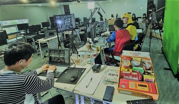 체육대회도 비대면으로?...스타트업 세모파이, '홈림픽' 개발 *재판매 및 DB 금지