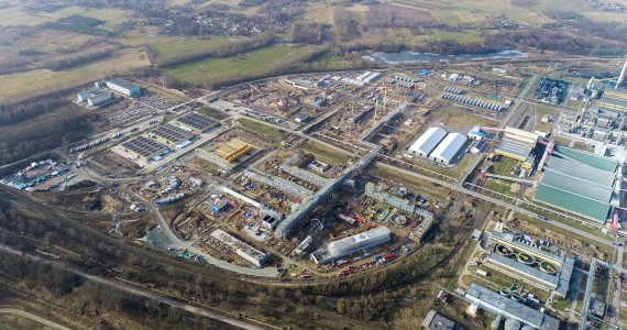 폴란드 최대 석유화학 플랜트 건설… 깐깐한 유럽 장벽 뚫었다 [세계시장 누비는 K건설]