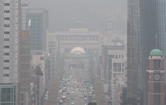 수도권 포근한 주말 날씨..미세먼지는 내내 '나쁨'