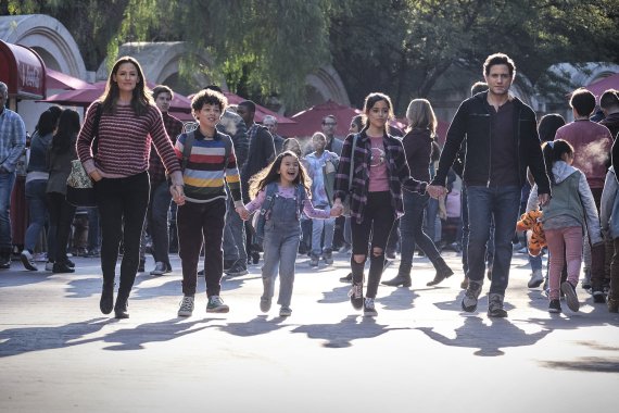 [서울=뉴시스] 영화 '예스 데이' 스틸. (사진=넷플릭스 제공) 2021.03.12 photo@newsis.com